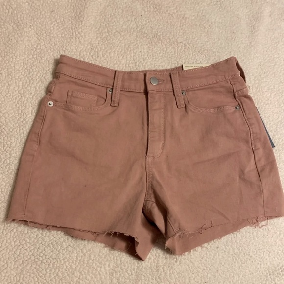 Pink Shorts - Picture 1 of 3